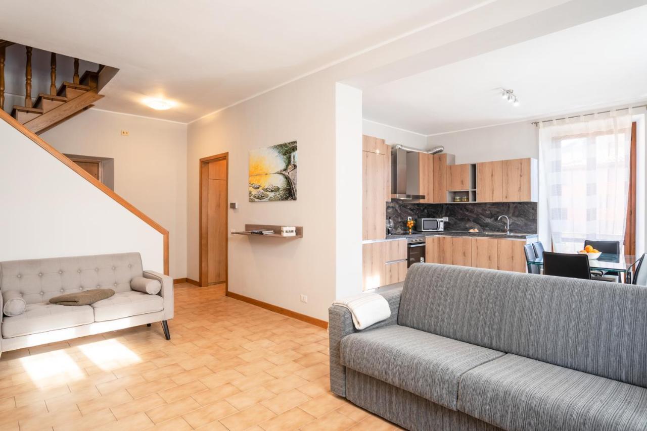 Apartament Le Tre Ninfee Di Pusiano! Free Parking Zewnętrze zdjęcie