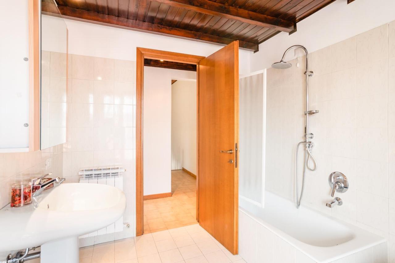 Apartament Le Tre Ninfee Di Pusiano! Free Parking Zewnętrze zdjęcie